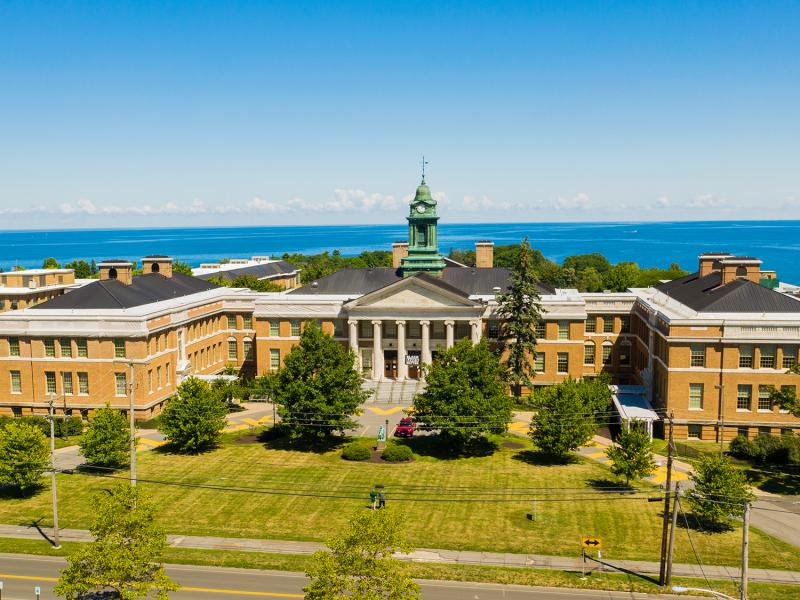 SUNY Oswego Again Among Princeton Review's 'Best Regional Colleges ...