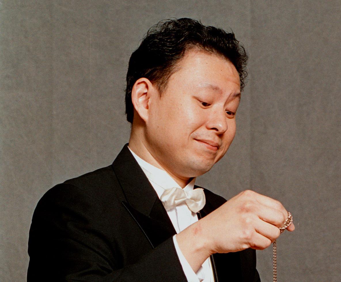 Tenor Oliver Lo